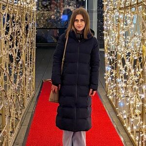 Meet your Posher, Jenna